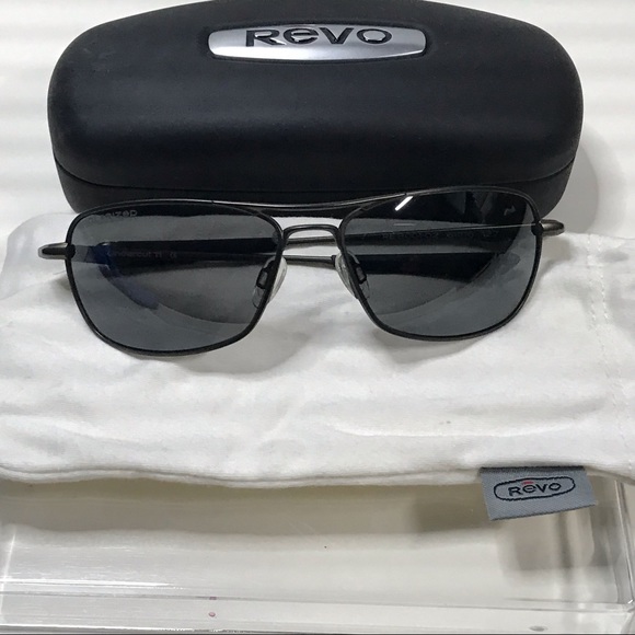 Revo Other - EUC REVO Undercut Titanium polarized Sunglasses